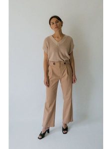 RUBY TUESDAY Sweter "Valeine" w kolorze szaroróżowym rozmiar: 40. Różowe swetry oversize RUBY TUESDAY, bez wzorów, z bawełny, bez ramiączek. Za 215,71 zł.