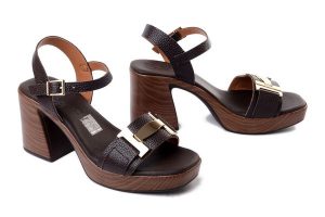 Oh! My Sandals 5931 DOYA MARRON, sandały damskie. Brązowe sandały Oh My Sandals, bez wzorów, ze skóry, bez obcasa, bez zapięcia. Za 339,90 zł.