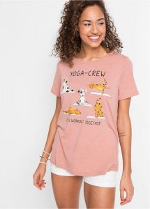 T-shirt z nadrukiem. Fioletowe t-shirty bonprix, bez wzorów, bez kołnierzyka, bez ramiączek. Za 64,99 zł.