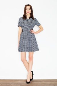 Szara Elegancka i Skromna Sukienka z Patkami z Eko-skóry. Szare sukienki Figl, l, bez wzorów, z elastanu, eleganckie, bez kołnierzyka, bez ramiączek. Za 269,00 zł.