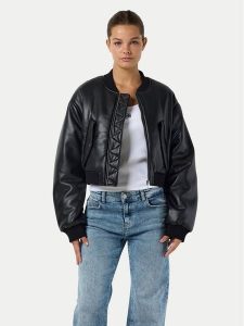 Noisy May Kurtka z imitacji skóry Eileen 27032426 Czarny Relaxed Fit. Czarne kurtki Noisy may, xl, bez wzorów, ze skóry, bez kaptura. Za 219,99 zł.