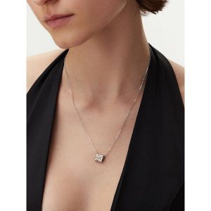 Naszyjnik Guess. Szare naszyjniki Guess, srebrne. Za 179,99 zł.