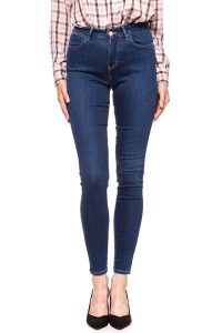 WRANGLER HIGH SKINNY COSY FEEL W27HRL21L 112128114. Rurki Wrangler, z jeansu. W wyprzedaży za 89,99 zł.