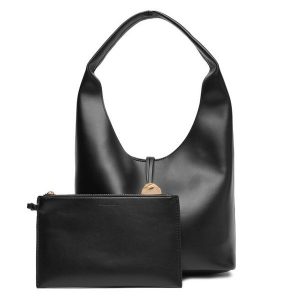 Torebka Calvin Klein Jeans. Czarne torebki klasyczne Calvin Klein Jeans, bez wzorów, z jeansu, bez dodatków. Za 369,99 zł.