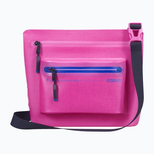 Saszetka American Tourister Colourdry M. Czerwone nerki i saszetki AMERICAN TOURISTER, bez wzorów, z materiału. Za 169,99 zł.