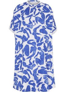 Sukienka z dżerseju. Niebieskie sukienki bonprix, bez wzorów, z dżerseju, bez kołnierzyka, bez ramiączek. Za 129,99 zł.