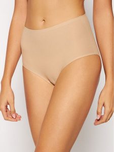 Chantelle Figi klasyczne z wysokim stanem Soft Stretch C26470 Beżowy. Brązowe figi Chantelle, bez wzorów, z syntetyku. Za 49,99 zł.