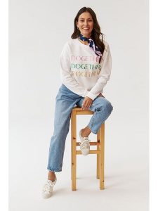 TATUUM Bluza w kolorze białym rozmiar: L. Białe bluzy Tatuum, l, bez wzorów, bez kaptura. Za 142,95 zł.