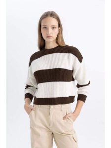 DeFacto Sweter w kolorze brązowo-białym rozmiar: XL. Białe swetry oversize DeFacto, xl, bez wzorów, bez ramiączek. Za 86,99 zł.