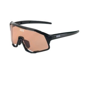 Okulary przeciwsłoneczne KOO Demos. Czarne okulary przeciwsłoneczne KOO. Za 761,50 zł.