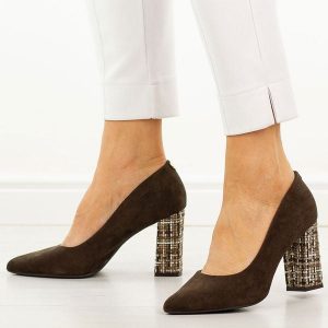 Czekoladowe mix czółenka damskie na słupku Sergio Leone Pb216. Brązowe czółenka Sergio Leone, bez wzorów, ze skóry, bez obcasa, na słupku, bez zapięcia. Za 169,00 zł.