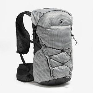 Plecak turystyczny Quechua MH500 Light 22 l. Czarne plecaki QUECHUA. Za 269,99 zł.