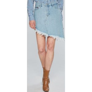 Tommy Jeans - Spódnica. Spódnice marki Tommy Jeans. W wyprzedaży za 199,90 zł.