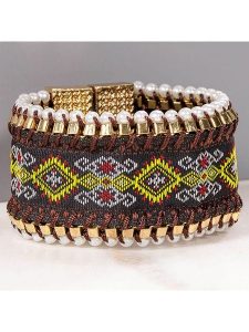 LA CHIQUITA Pozłacana bransoletka z elementami ozdobnymi rozmiar: onesize. Brązowe bransoletki LA CHIQUITA, z perłą, pozłacane. Za 104,45 zł.