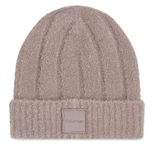 Czapka Calvin Klein. Brązowe czapki Calvin Klein, bez wzorów. Za 149,99 zł.