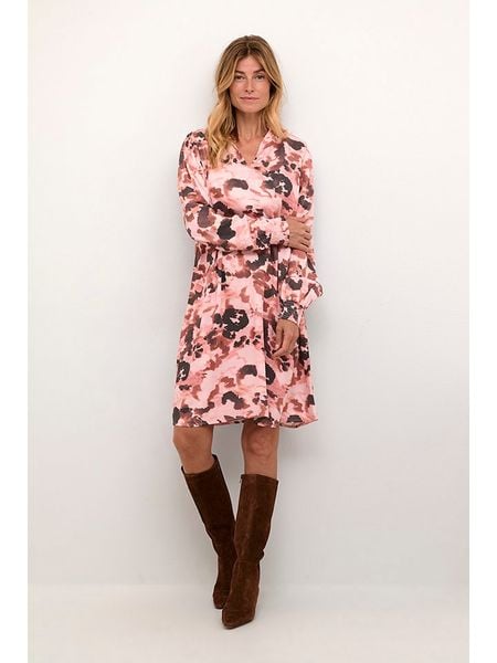 Cream Sukienka w kolorze jasnoróżowym rozmiar: 44. Różowe sukienki Cream, na co dzień, bez wzorów, bez kołnierzyka, bez ramiączek, midi, proste. Za 145,26 zł.