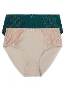 Figi z wysokim stanem z delikatną koronką (2 pary). Zielone figi bonprix, bez wzorów, z koronki. Za 64,99 zł.