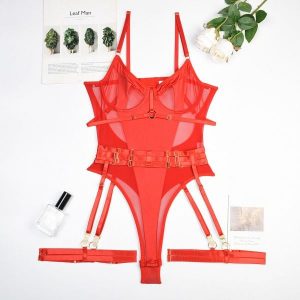 Zestaw trzyczęściowy z body na specjalne okazje Biggy. Czarne body i gorsety Intica, z aplikacjami, z materiału. Za 149,00 zł.