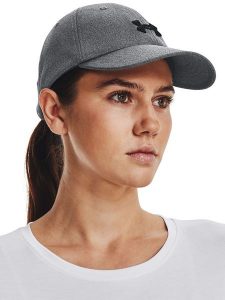Under Armour Czapka w kolorze szarym rozmiar: onesize. Szare czapki Under Armour, bez wzorów. Za 87,81 zł.