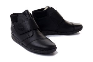 RIEKER TEX 44255-00 black, botki damskie. Czarne botki Rieker, na zimę, bez wzorów, z wełny, bez obcasa, bez zapięcia. Za 419,90 zł.
