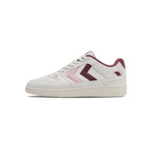 Sneakersy damscy Hummel St. Power Play Pp. Białe buty sportowe Hummel, bez wzorów, bez zapięcia. Za 294,50 zł.
