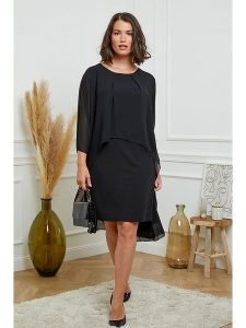 Curvy Lady Sukienka w kolorze czarnym rozmiar: 44/46. Czarne sukienki Curvy Lady, bez wzorów, klasyczne, bez kołnierzyka, bez ramiączek, mini. Za 155,95 zł.