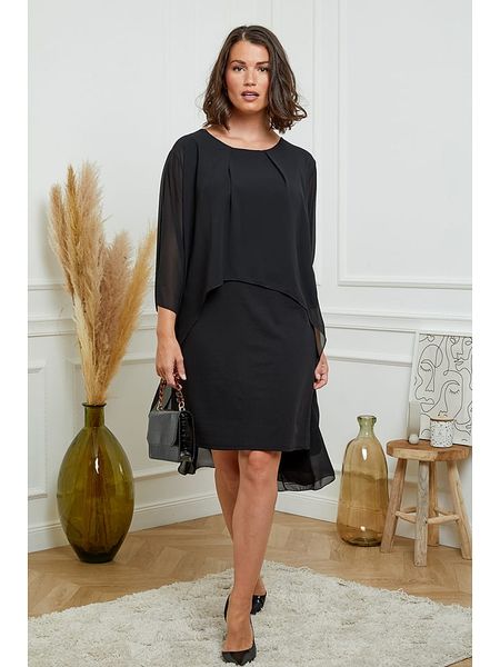 Curvy Lady Sukienka w kolorze czarnym rozmiar: 40/42. Czarne sukienki Curvy Lady, bez wzorów, klasyczne, bez kołnierzyka, bez ramiączek, mini. Za 122,09 zł.