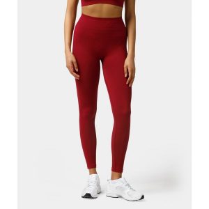 Legginsy bezszwowe push-up Carpatree Elite czerwone. Czerwone legginsy Carpatree, bez wzorów, z elastanu, z podwyższonym stanem. W wyprzedaży za 169,99 zł.