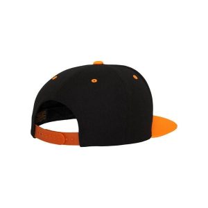 Czapka Flexfit Classique 2-tone. Brązowe czapki FLEXFIT, bez wzorów. Za 129,50 zł.