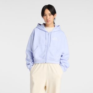 Bluza damska New Balance WJ61W2EEDYK – fioletowa. Fioletowe bluzy New Balance, l, bez wzorów, z bawełny, z kapturem. Za 299,99 zł.