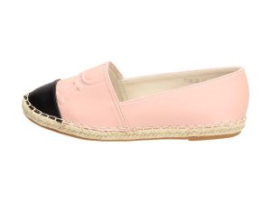 Różowe espadryle, buty damskie Vices 7136-20. Czerwone espadryle vices, bez wzorów, ze skóry, bez obcasa. Za 59,00 zł.