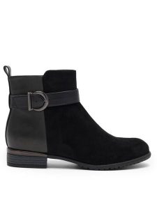 Clara Barson Botki TOVE W16AW462-22 Czarny. Czarne botki Clara Barson, bez wzorów, z materiału, bez obcasa, na płaskiej podeszwie, bez zapięcia. Za 129,99 zł.