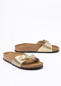 Klapki damskie BIRKENSTOCK MADRID BF. Żółte klapki Birkenstock, bez wzorów, bez obcasa. Za 279,99 zł.