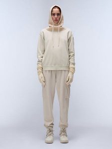 Napapijri Bluza "Castor" w kolorze kremowym rozmiar: XXS. Brązowe bluzy Napapijri, xxs, bez wzorów, z bawełny, bez kaptura. Za 131,74 zł.