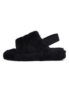 ISLAND BOOT Kapcie "Poppy" w kolorze czarnym rozmiar: 38. Czarne kapcie Island Boot, bez wzorów. Za 114,17 zł.