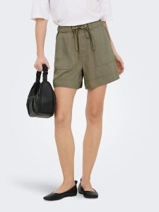 ONLY Szorty w kolorze khaki rozmiar: XL. Brązowe szorty ONLY, bez wzorów, z lyocellu, z podwyższonym stanem. Za 82,99 zł.