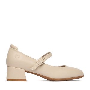 Czółenka Go Soft. Brązowe czółenka Go Soft, bez wzorów, bez obcasa, bez zapięcia. Za 129,99 zł.