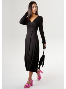Aniston Sukienka w kolorze czarnym rozmiar: 44. Czarne sukienki Aniston, bez wzorów, bez kołnierzyka, bez ramiączek, maxi. Za 69,58 zł.