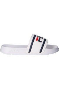 Klapki damskie Fila Morro Bay Slipper 20. Białe klapki Fila, bez wzorów, z materiału, bez obcasa. Za 143,50 zł.