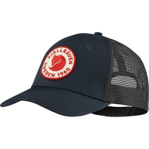Czapka truckerka Fjallraven 1960 Logo Langtradarkeps. Niebieskie czapki Fjällräven, bez wzorów, sportowe. Za 149,99 zł.