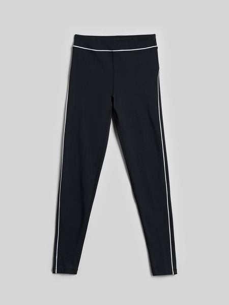 4F Legginsy dzianinowe damskie - czarne L. Czarne legginsy 4f, bez wzorów, z dzianiny, z podwyższonym stanem. Za 129,99 zł.