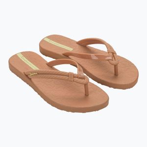 Japonki damskie Ipanema Diversa. Białe klapki Ipanema, bez wzorów, bez obcasa. Za 69,99 zł.