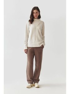 TATUUM Sweter w kolorze kremowym rozmiar: S. Brązowe swetry oversize Tatuum, s, bez wzorów, ze splotem, bez ramiączek. Za 196,70 zł.