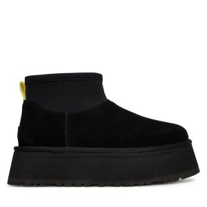 Śniegowce Ugg. Czarne buty zimowe Ugg, bez obcasa, bez zapięcia. Za 729,99 zł.