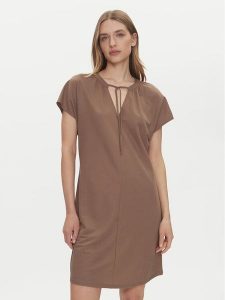 ONLY Sukienka codzienna Jany 15351683 Brązowy Relaxed Fit. Brązowe kombinezony ONLY, l, bez wzorów, z syntetyku, bez kołnierzyka, bez ramiączek. Za 89,99 zł.