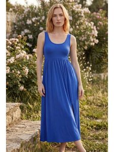 SOULSHAE Sukienka w kolorze granatowym rozmiar: L/XL. Niebieskie sukienki SOULSHAE, l, bez wzorów, z wiskozy, bez kołnierzyka, bez ramiączek, maxi. Za 148,95 zł.