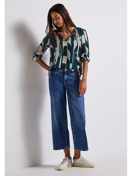 Street One Bluzka w kolorze kremowo-morskim rozmiar: 40. Niebieskie bluzki Street One, s, bez wzorów, z wiskozy, klasyczne, bez kołnierzyka, bez ramiączek. Za 87,19 zł.