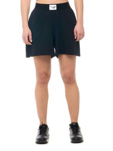 Bermudy damskie Leone 1947 Apparel z bawełny elastyczny pas styl bokserski. Czarne rajstopy i pończochy LEONE 1947 APPAREL, z aplikacjami, z bawełny. Za 84,16 zł.
