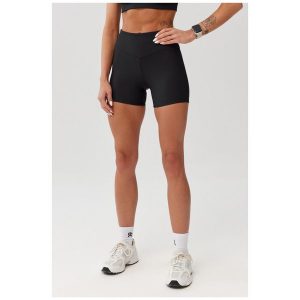 Damskie spodenki szorty sportowe fitness Rough Radical Aven Shorts. Czarne spodenki sportowe ROUGH RADICAL, bez wzorów, sportowe. Za 149,90 zł.