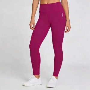 Damskie legginsy Softee Boreal. Czarne legginsy SOFTEE, bez wzorów, z elastanu, z podwyższonym stanem. Za 153,50 zł.